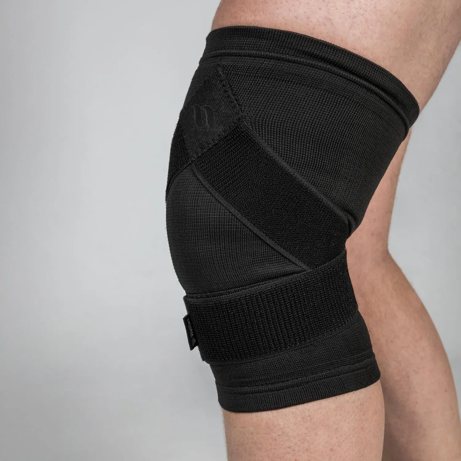 Back on Track Strapz genouillère noire ajustable circulation