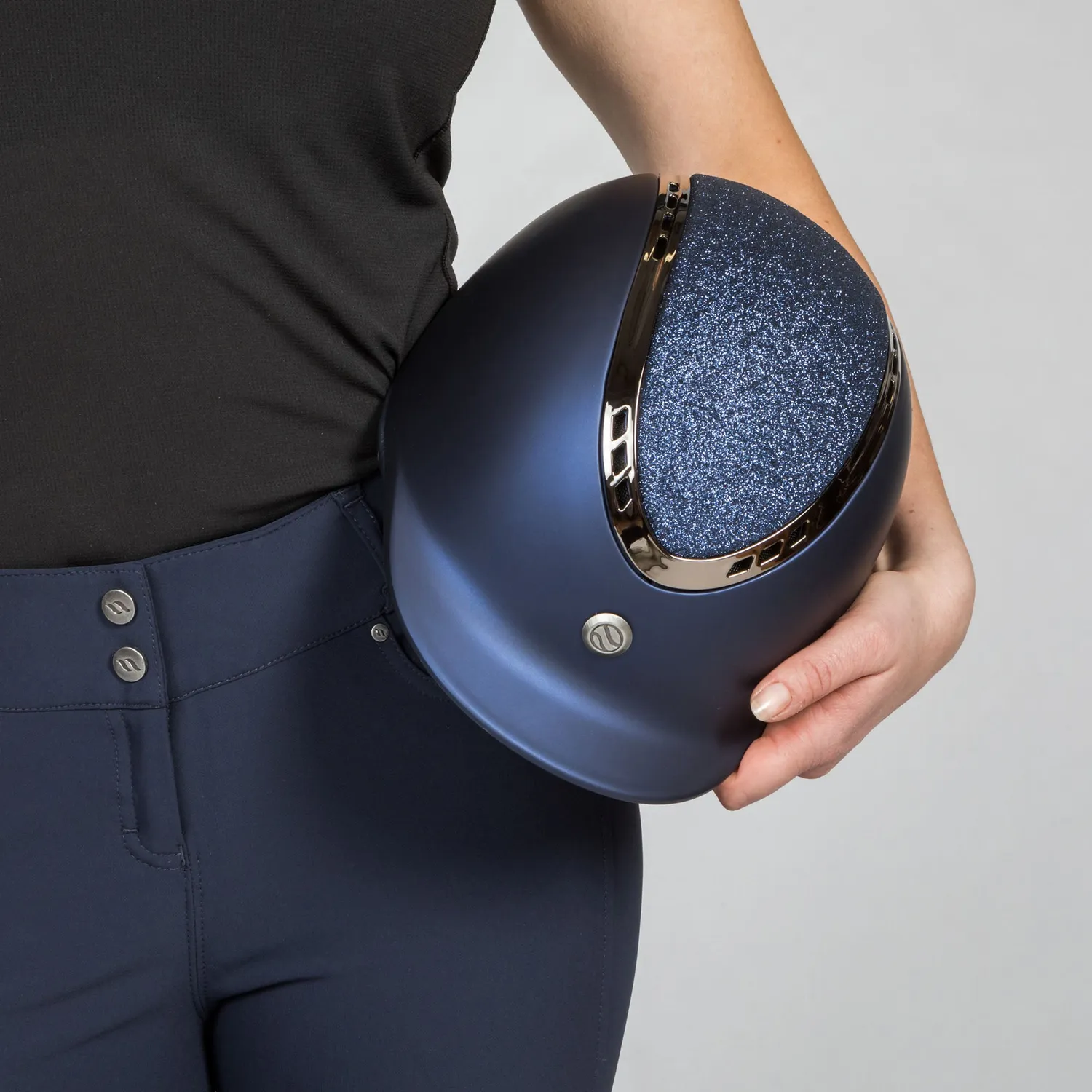 Back on Track Pardus casque équitation bleu marine M