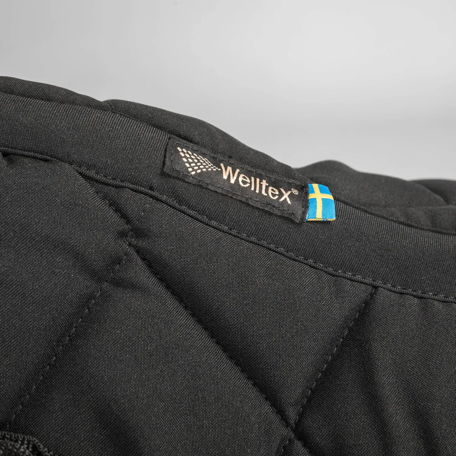 Back on Track Haze tapis dressage cheval noir Full Welltex