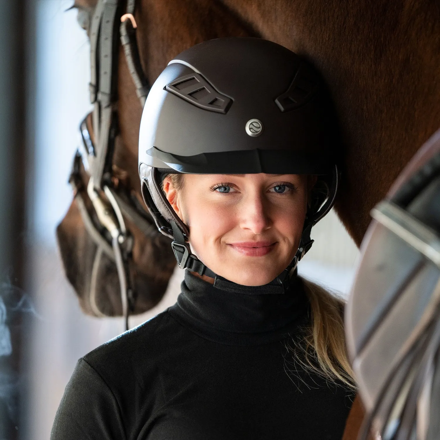 Back on Track EQ3 Lynx casque équitation noir Mips
