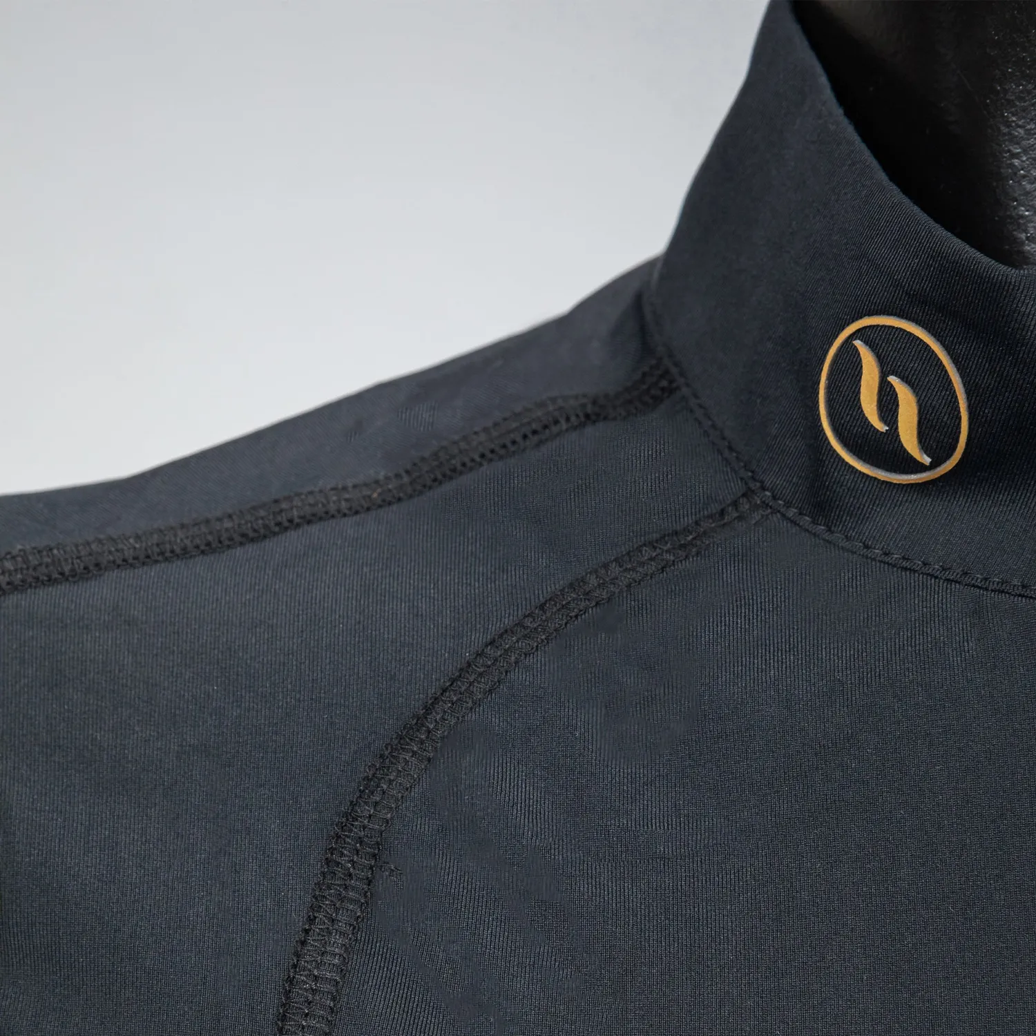 Back on Track Inez t-shirt thermique noir respirant
