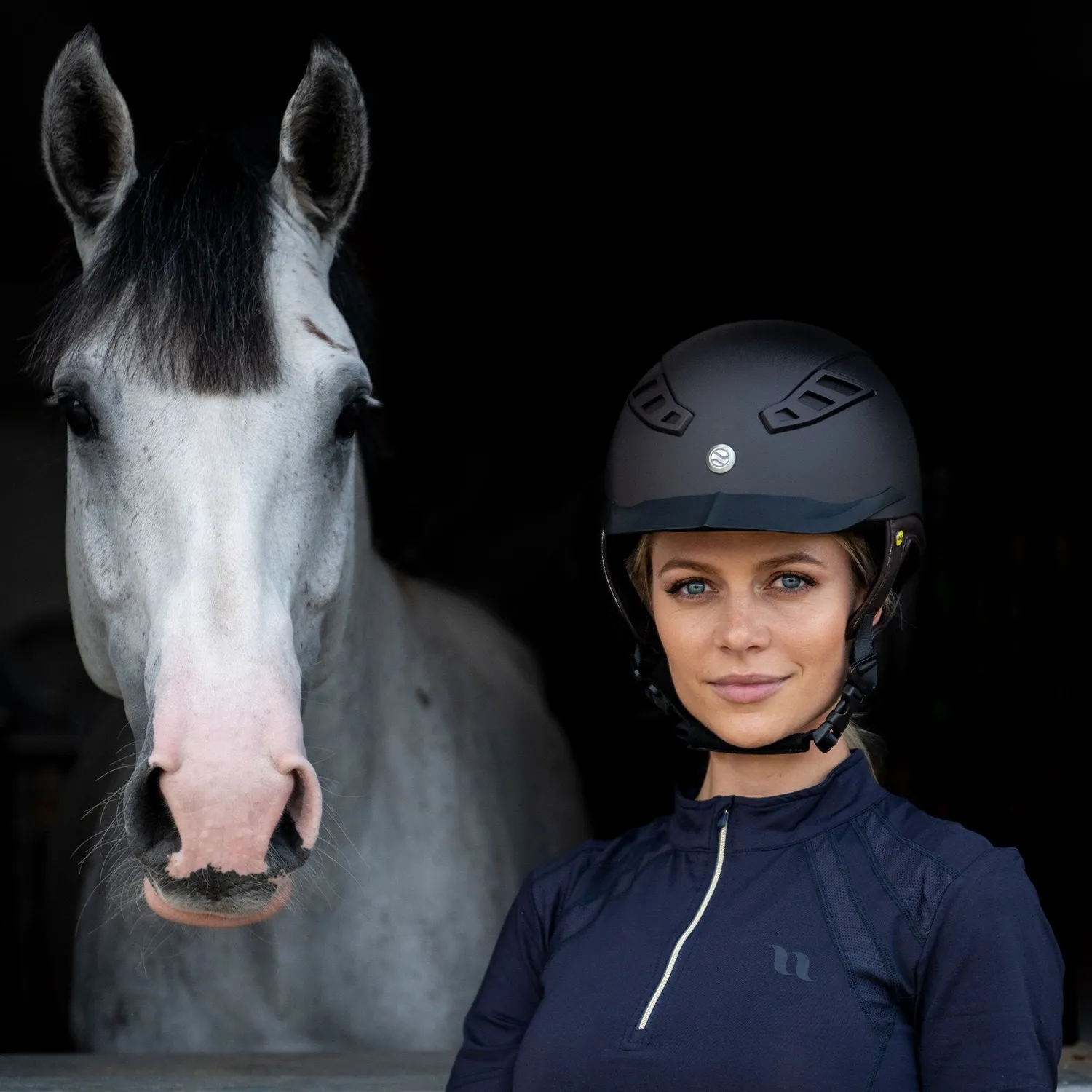 Back on Track EQ3 Lynx casque équitation noir Mips