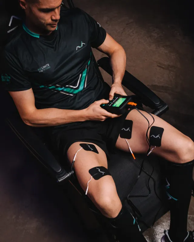 AVA CR7 Actin One électrostimulateur EMS TENS portable