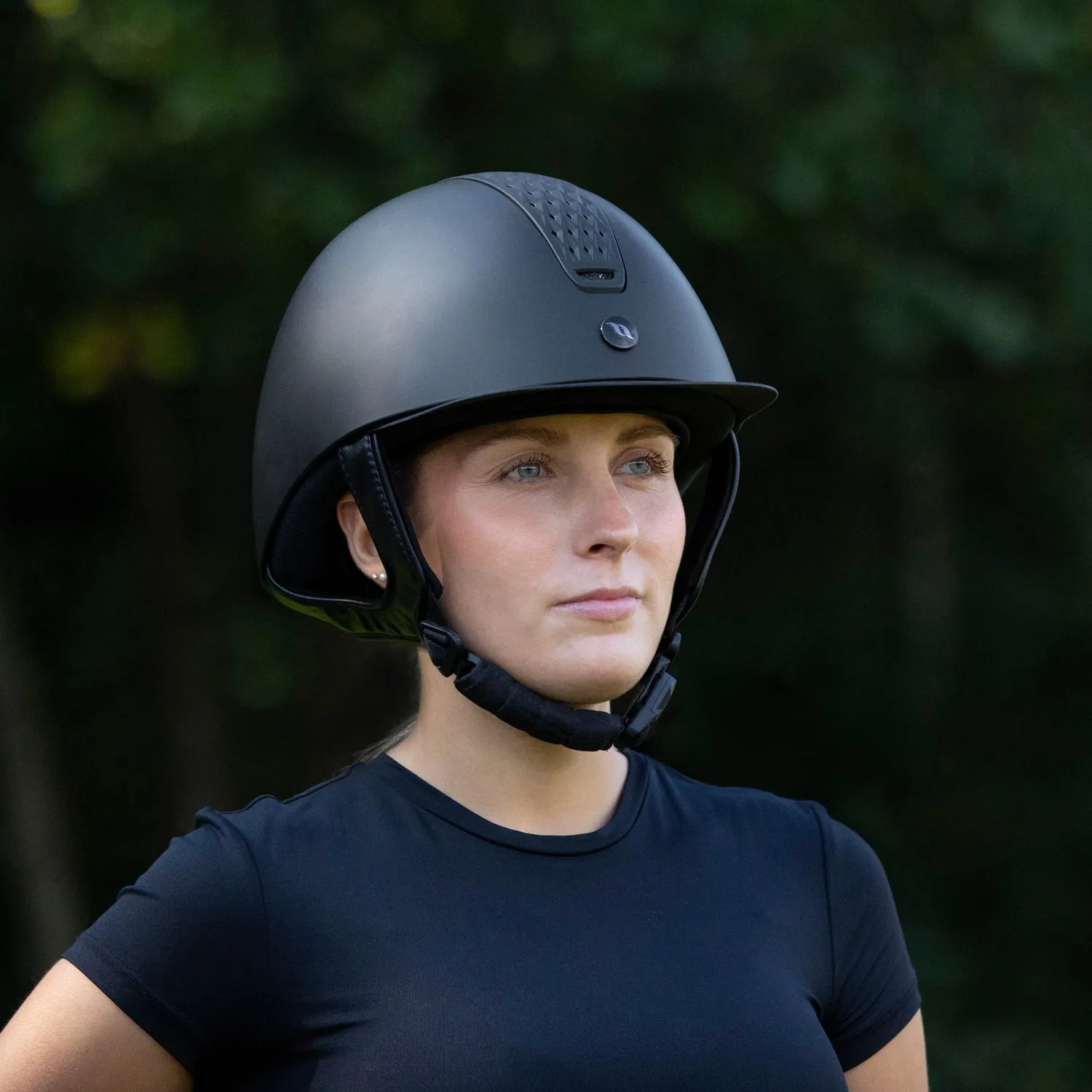 Back on Track Silves Smooth Top casque équitation noir M