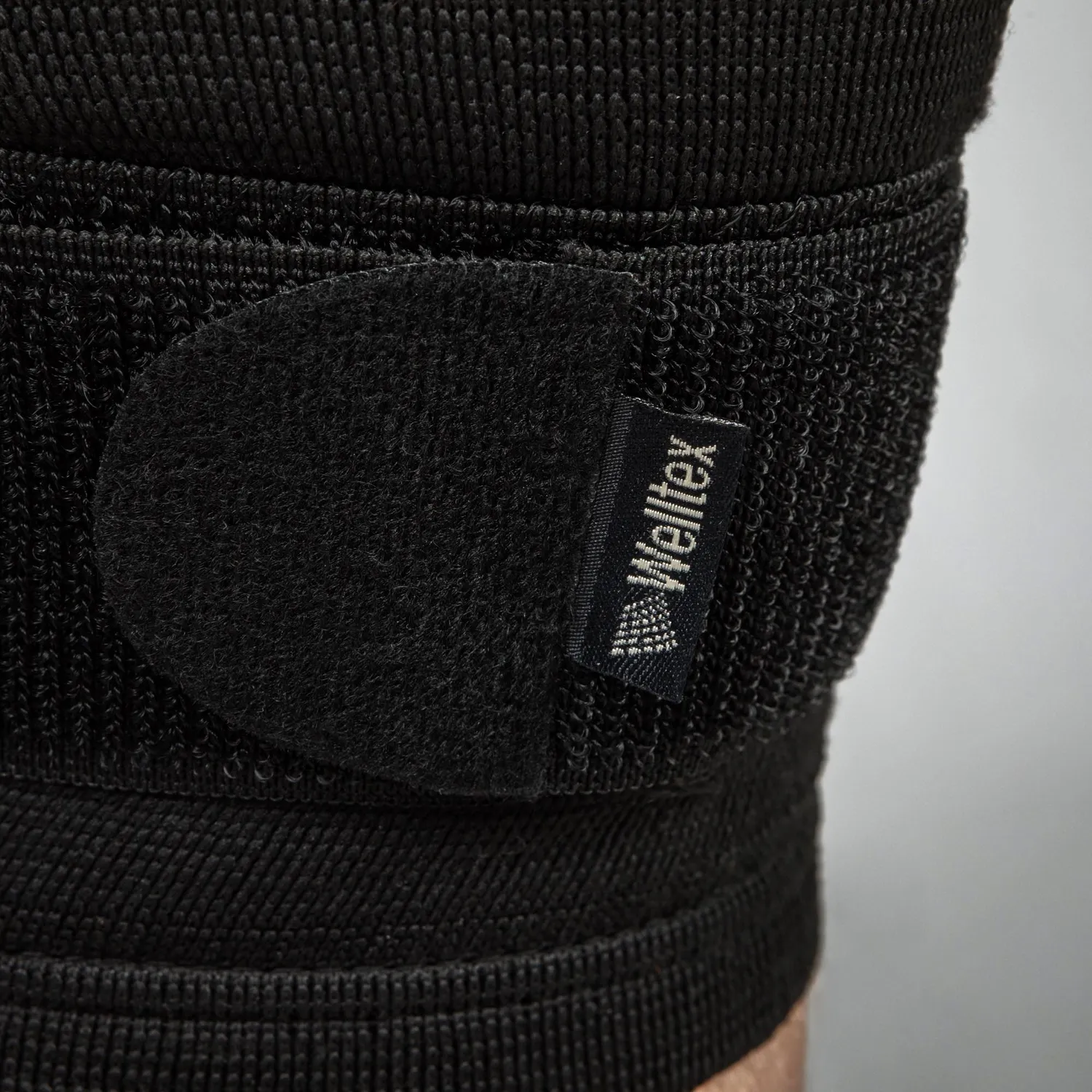 Back on Track Strapz genouillère noire ajustable circulation