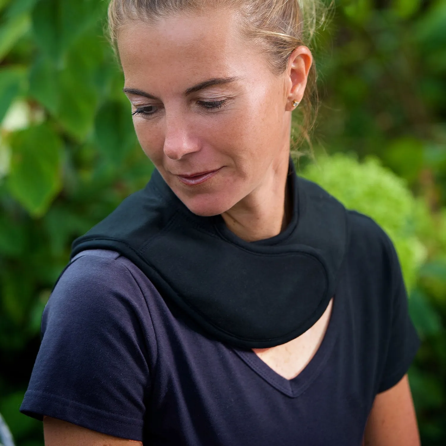 Back on Track Neck Brace collier cervical noir Welltex