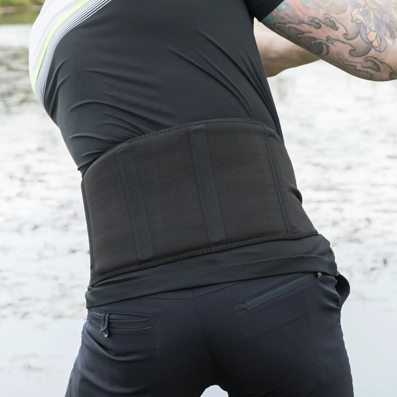 Back on Track Back Brace ceinture lombaire noire avant étroit