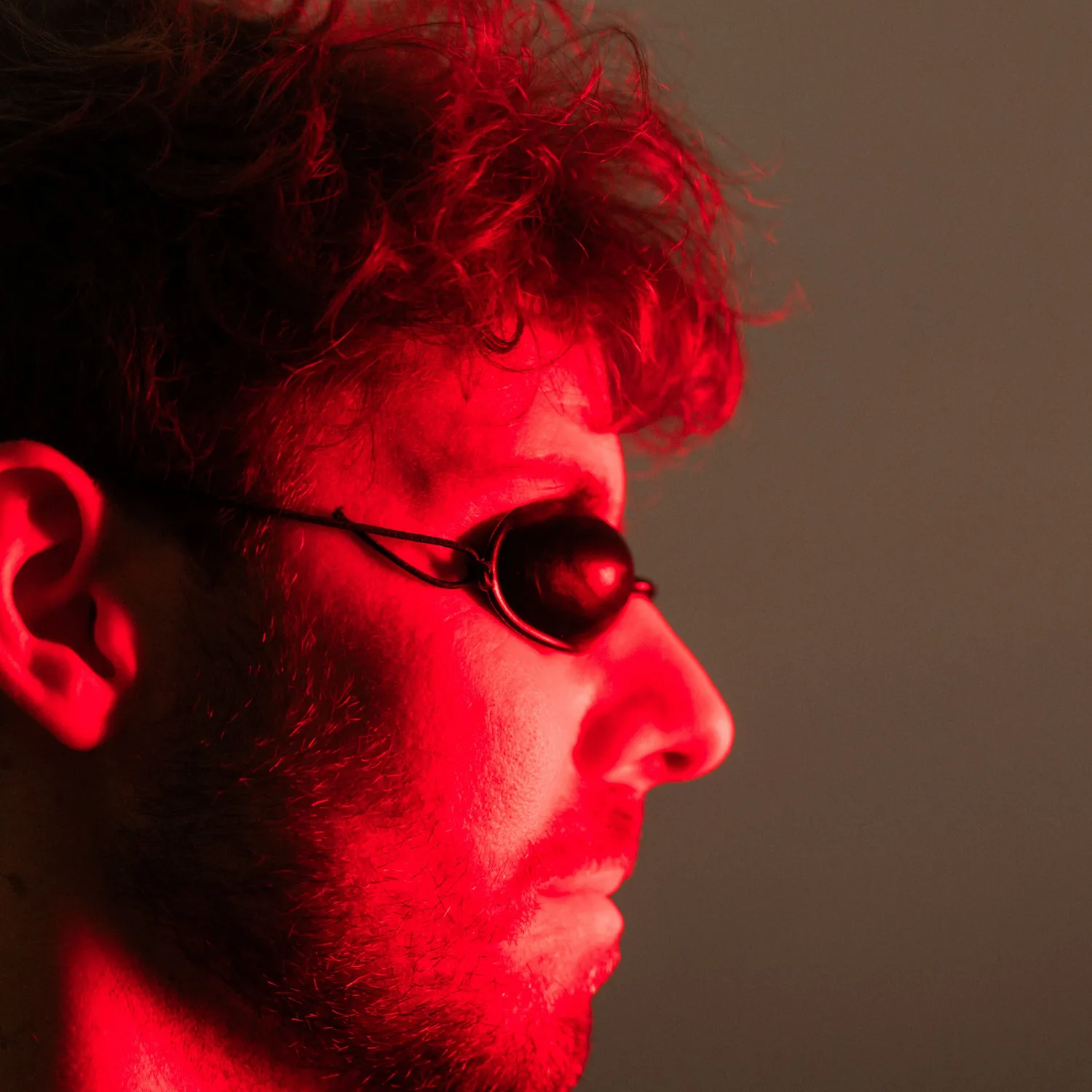 Reboots Relight Pro panneau lumière rouge corps entier