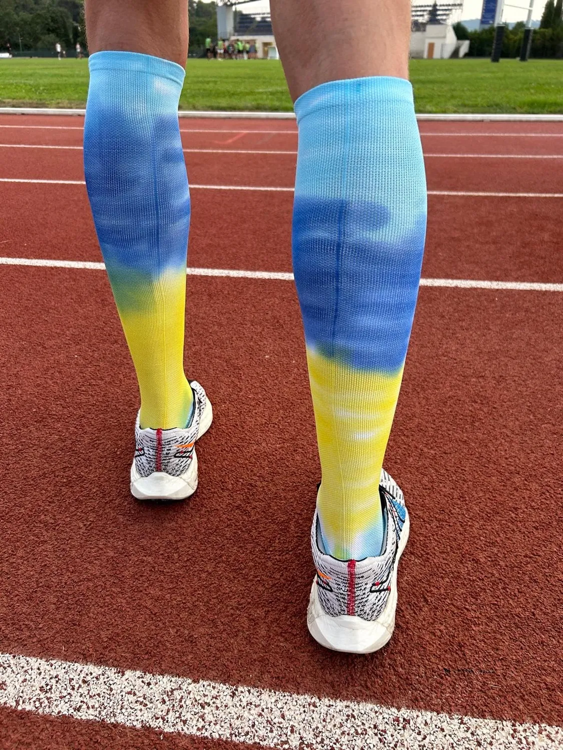 Elastrap Aero chaussettes running bleu-jaune 43-48