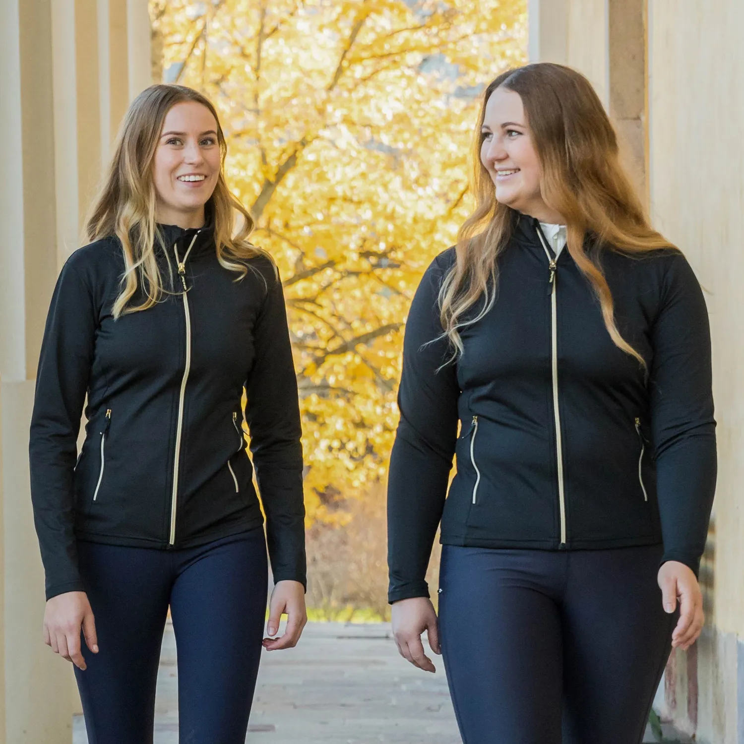 Back on Track Athena pull femme noir col zippé Iontex
