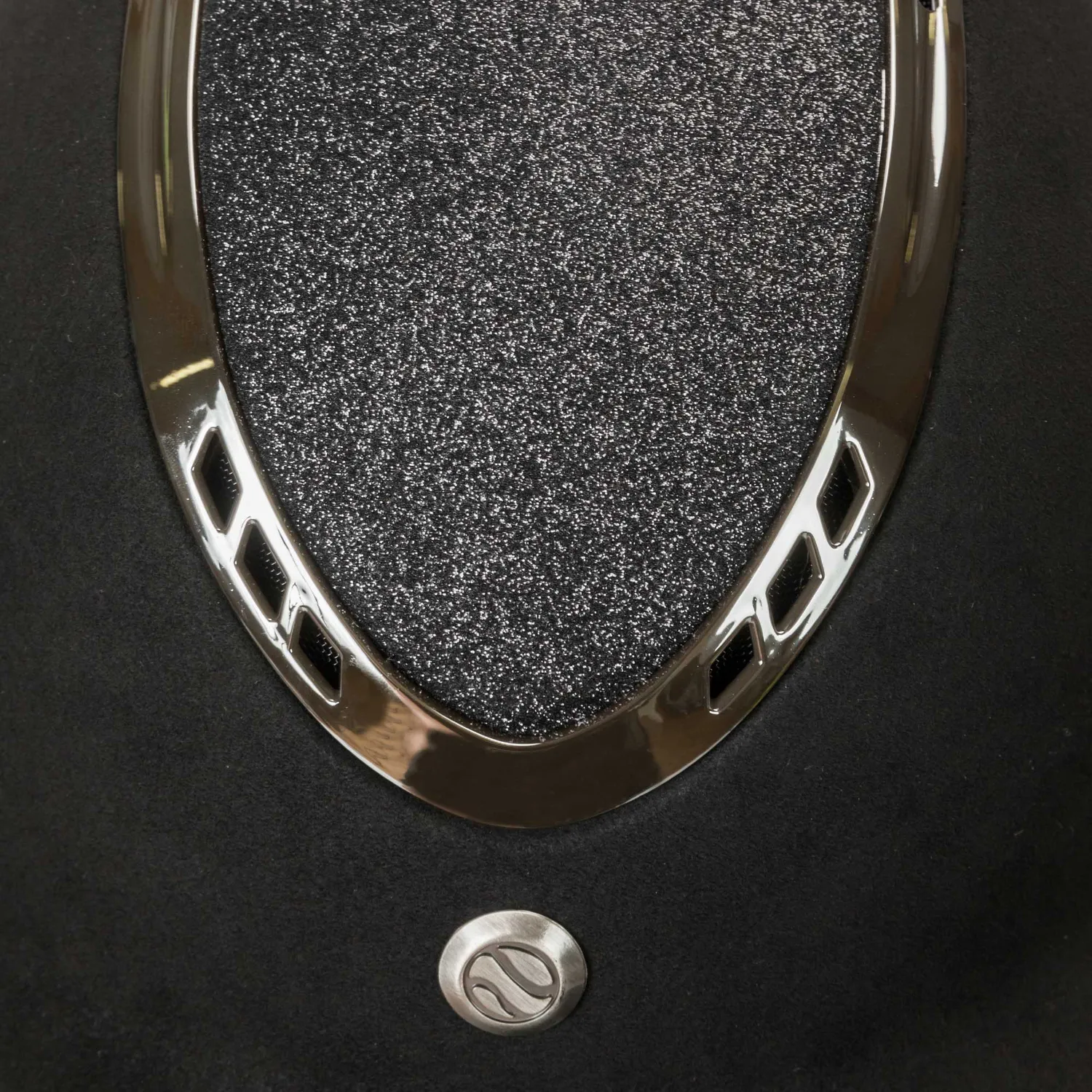 Back on Track EQ3 Pardus casque équitation noir sable S 53-55 Mips