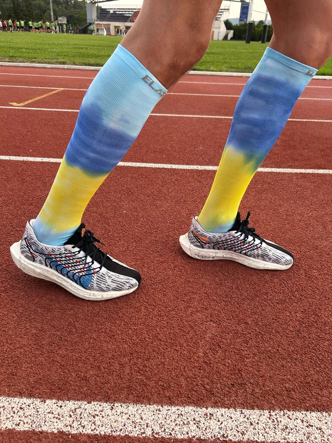Elastrap Aero chaussettes running bleu-jaune 43-48