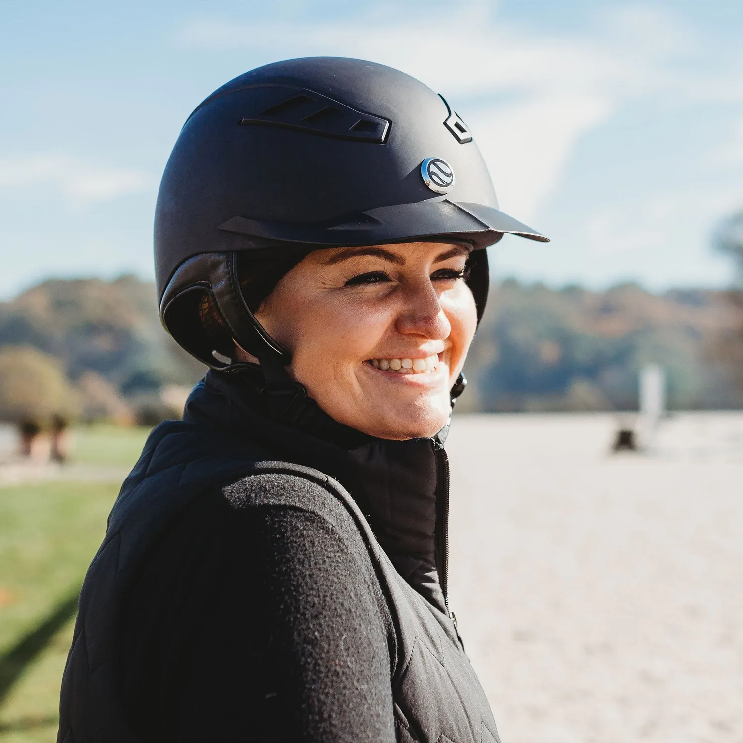 Back on Track EQ3 Lynx casque équitation noir Mips